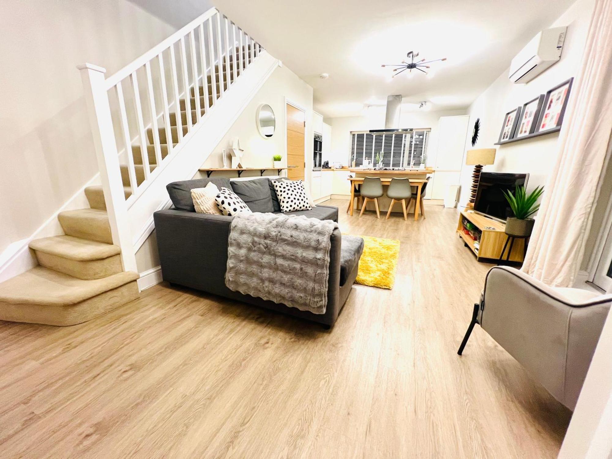 The Duplex Margate With Deck & Living Space Air Conditioning Zewnętrze zdjęcie