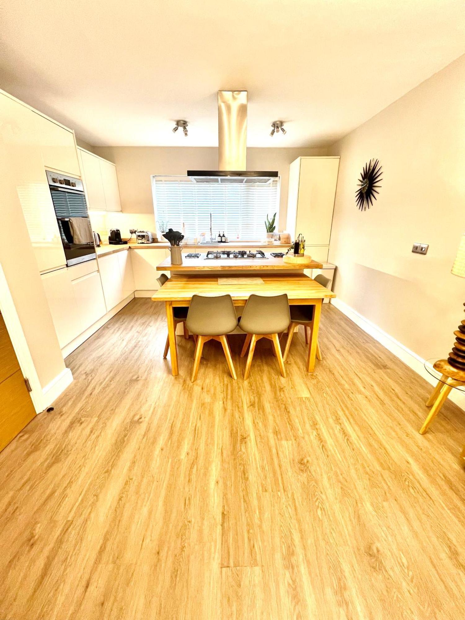 The Duplex Margate With Deck & Living Space Air Conditioning Zewnętrze zdjęcie